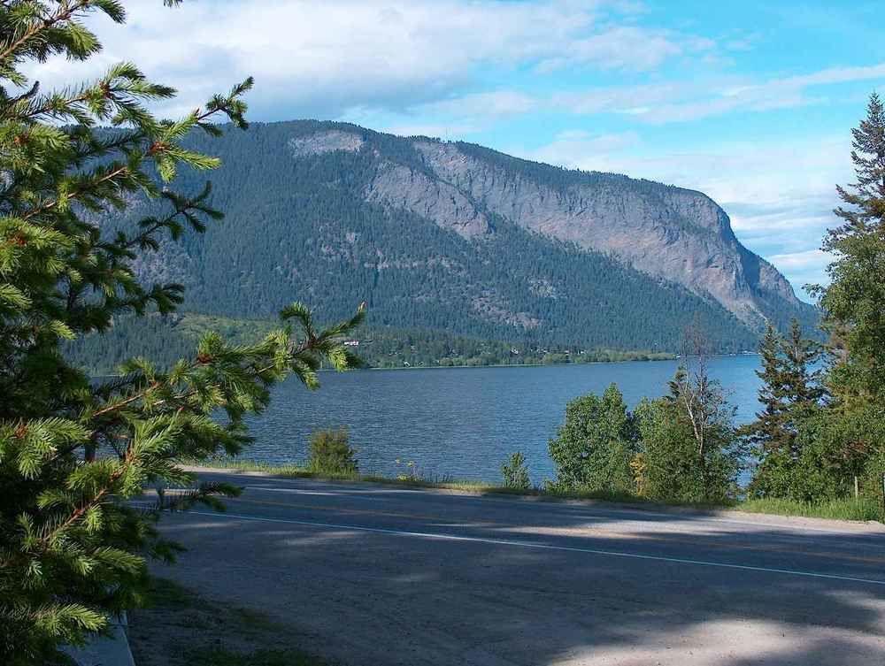 Viewpoint Rv & Cottages Salmon Arm Exterior photo